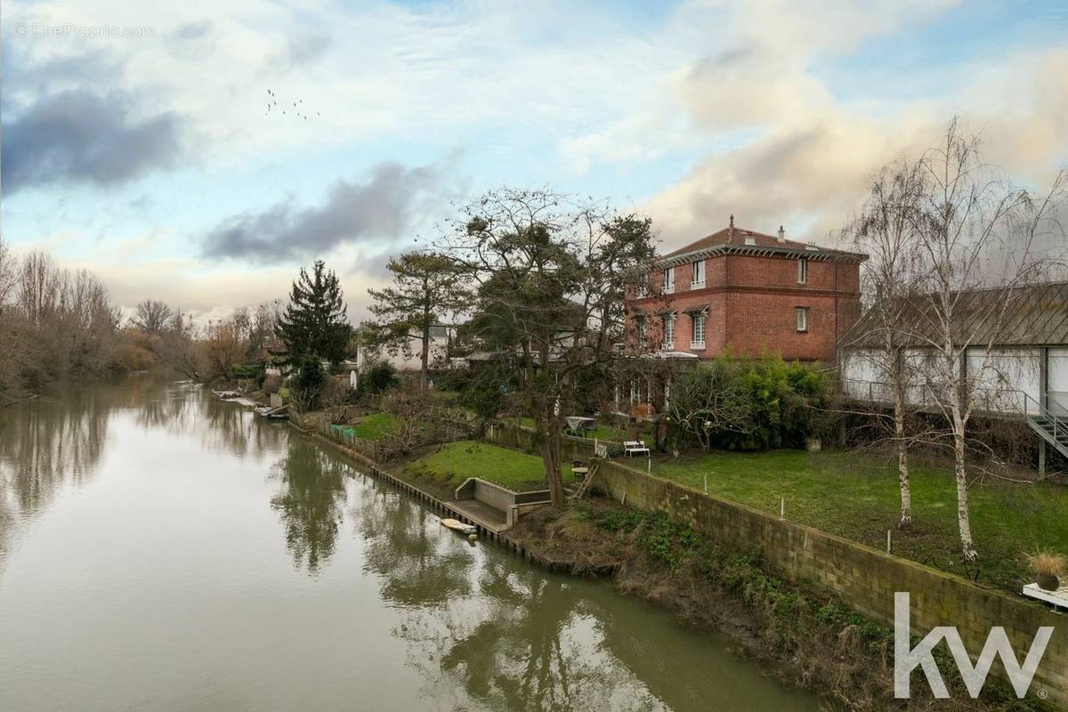 Appartement à POISSY