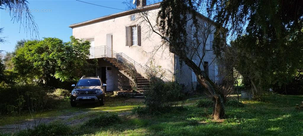 Maison à PORT-SAINTE-MARIE