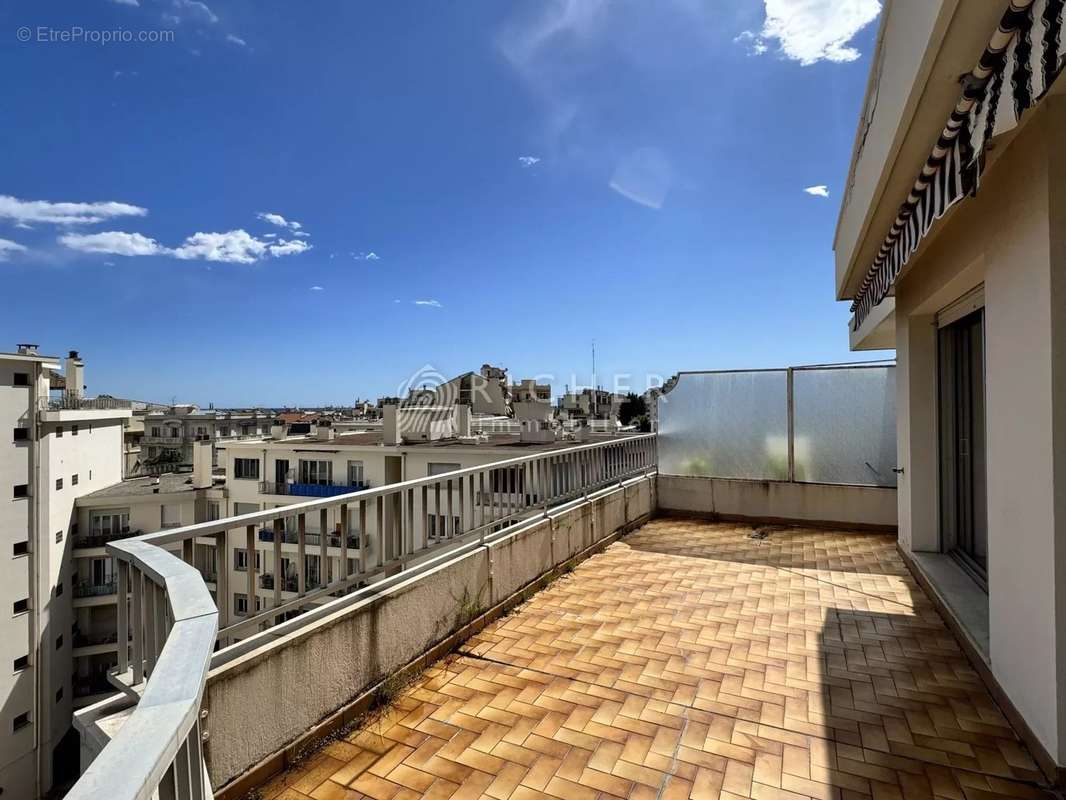 Appartement à NICE