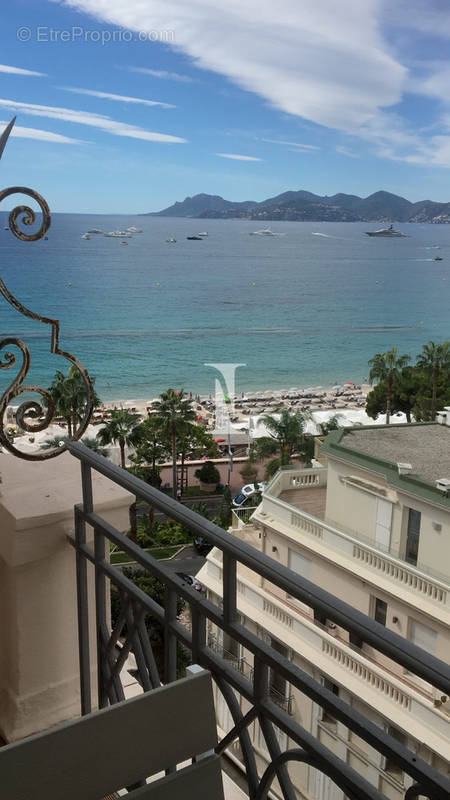 Appartement à CANNES