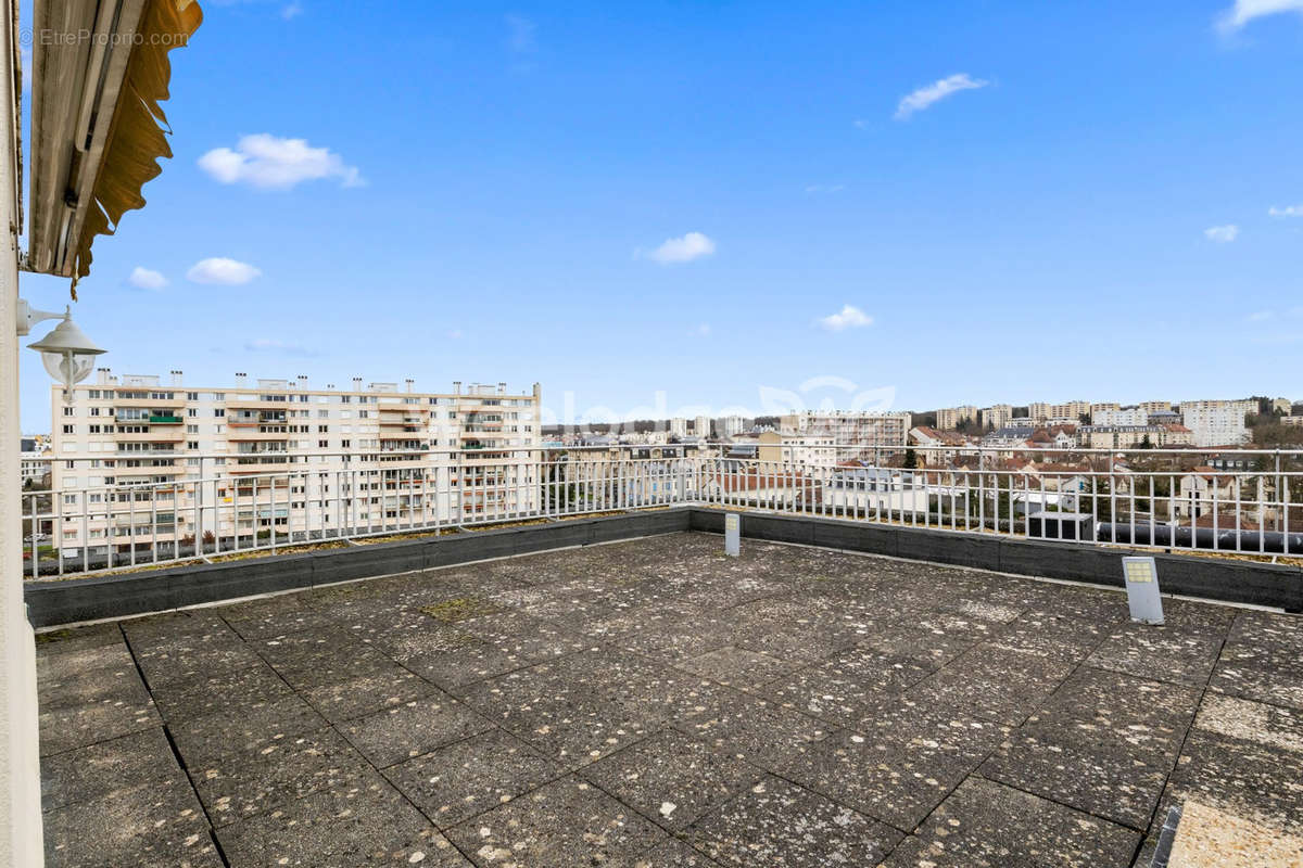 Appartement à POISSY