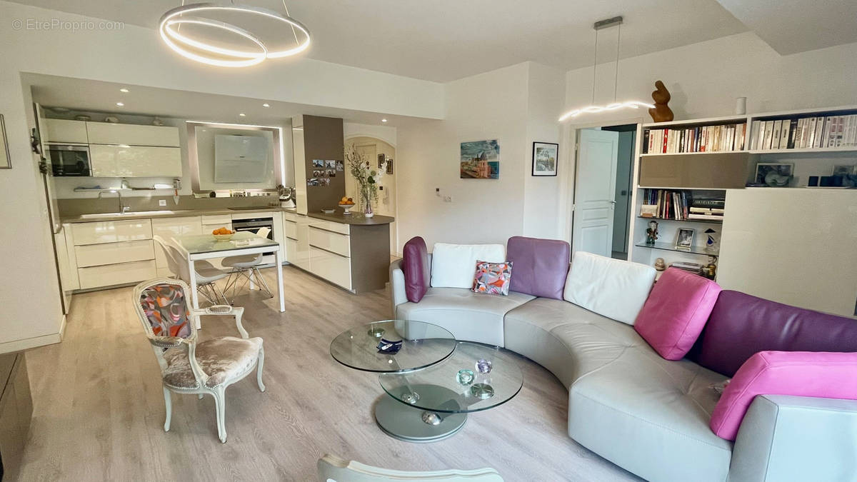 Appartement à AIX-LES-BAINS