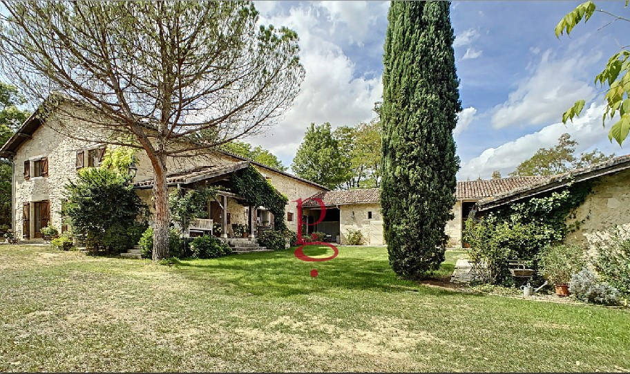 Maison à CASTERA-VERDUZAN