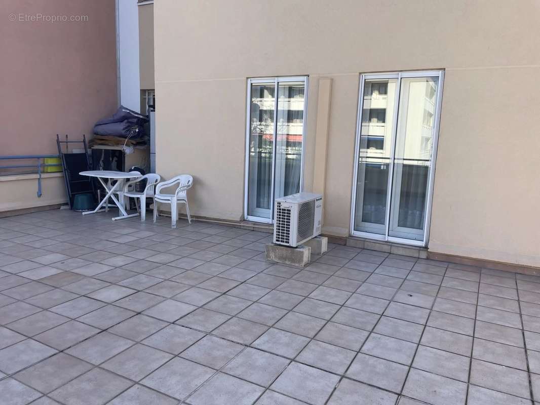 Appartement à FREJUS