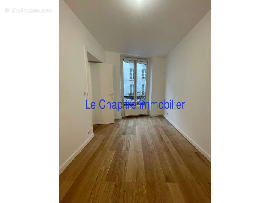 Appartement à PARIS-3E