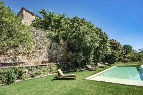 Maison à SAINT-MAXIMIN-LA-SAINTE-BAUME