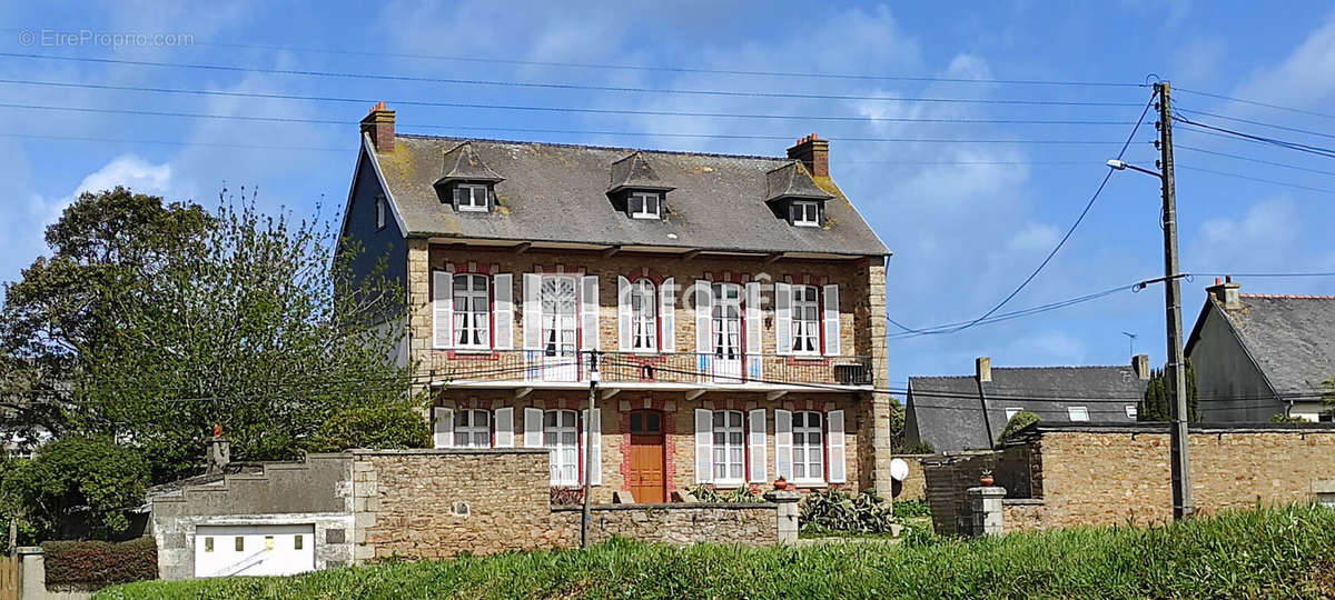 Maison à PENVENAN