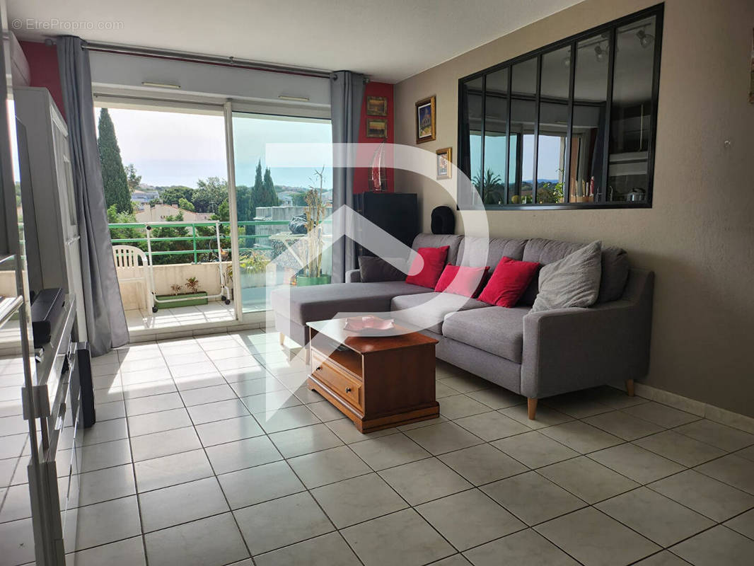 Appartement à SAINT-RAPHAEL