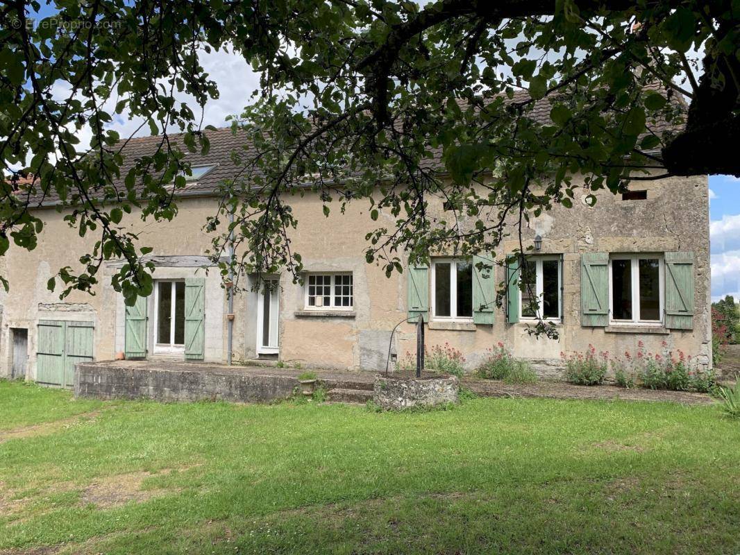 Maison à CORBIGNY