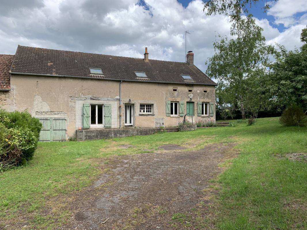 Maison à CORBIGNY