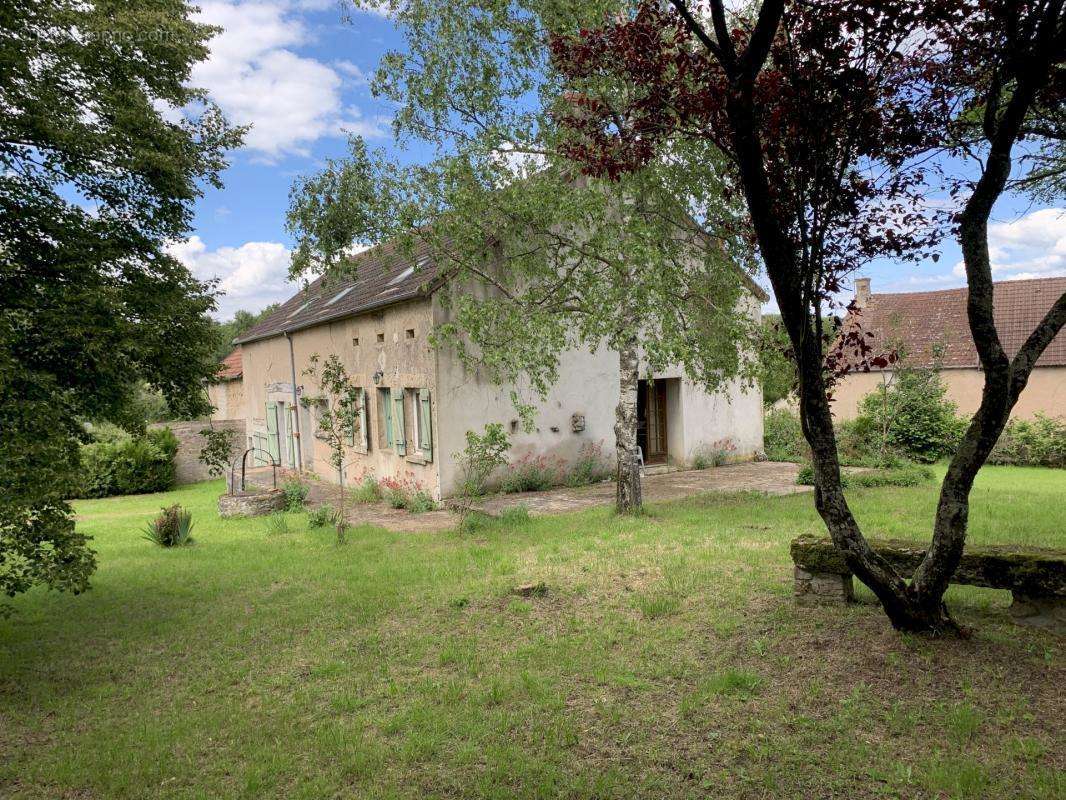 Maison à CORBIGNY