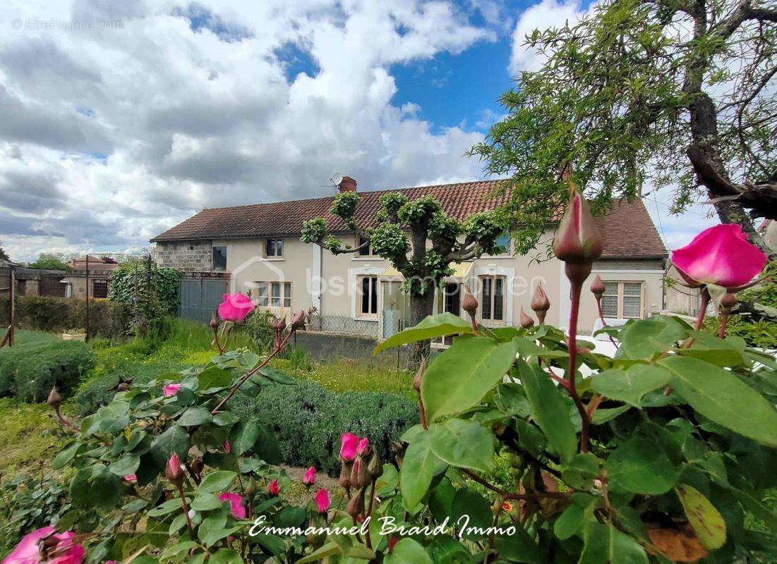 Maison à BEAUMONT