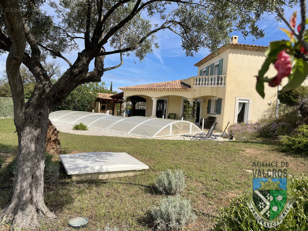 Maison à LA LONDE-LES-MAURES