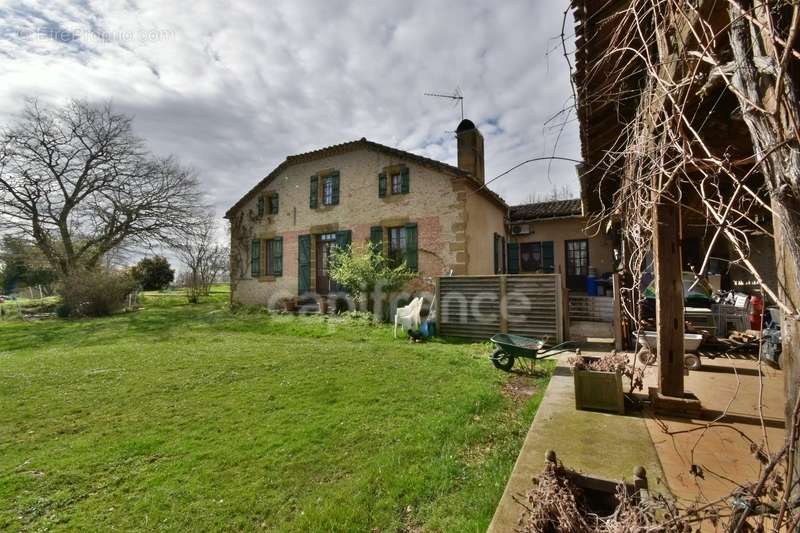 Maison à NOGARO