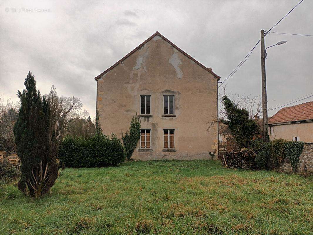 Appartement à PARAY-LE-MONIAL