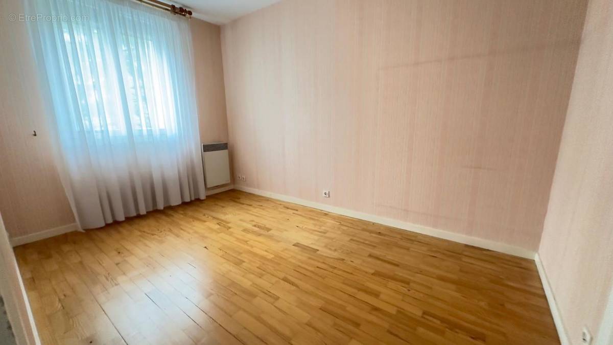 Appartement à NEUILLY-PLAISANCE