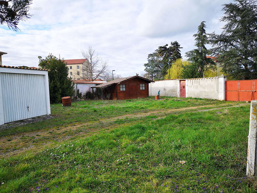 Maison à SAVIGNEUX