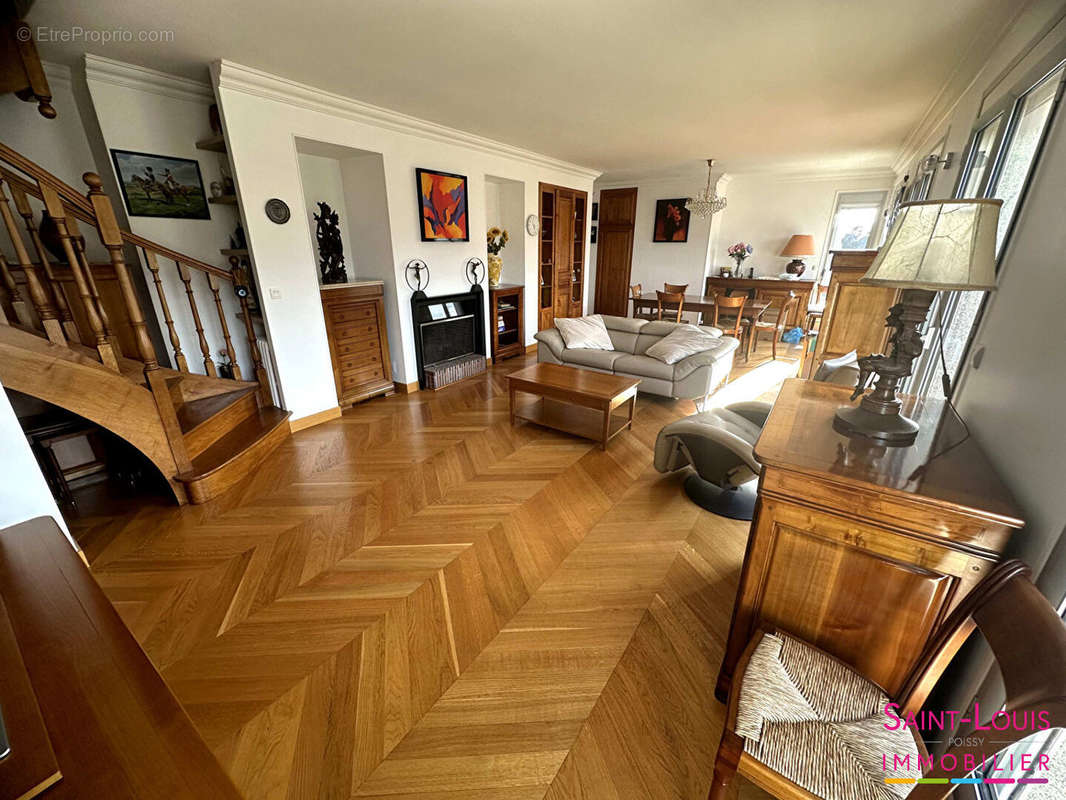 Appartement à POISSY