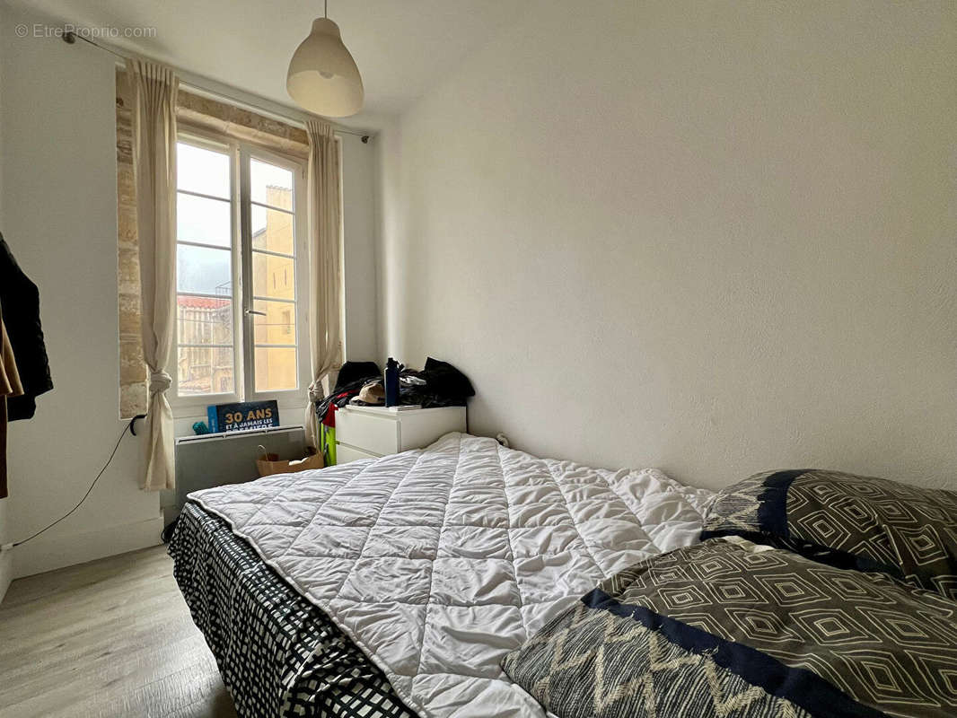 Appartement à MARSEILLE-2E