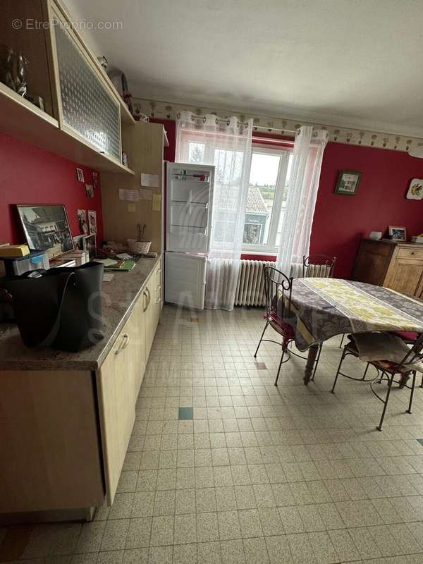 Appartement à COUR-ET-BUIS