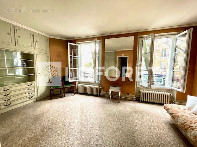 Appartement à PARIS-18E