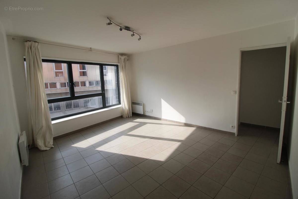   - Appartement à LILLE