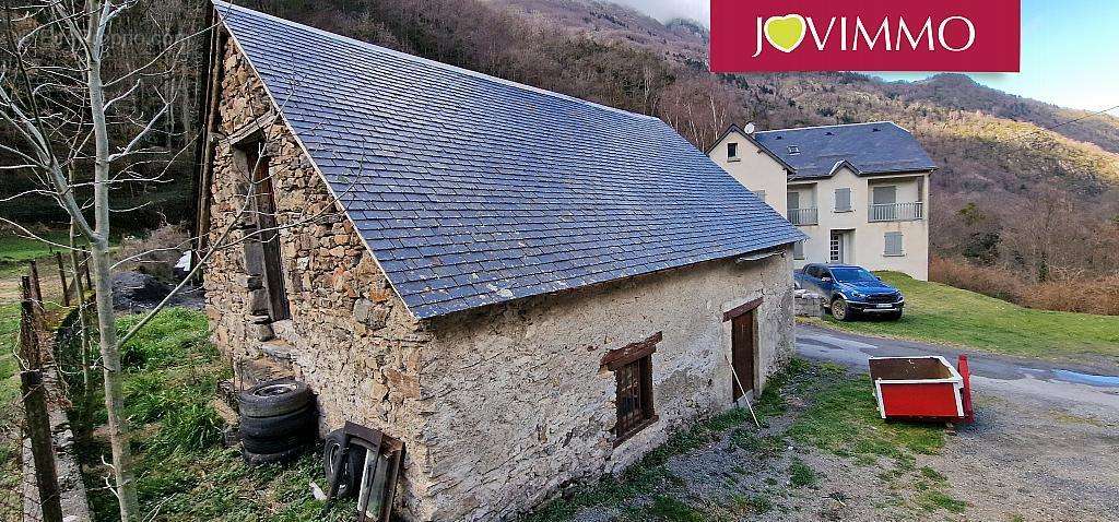 Maison à LUZ-SAINT-SAUVEUR