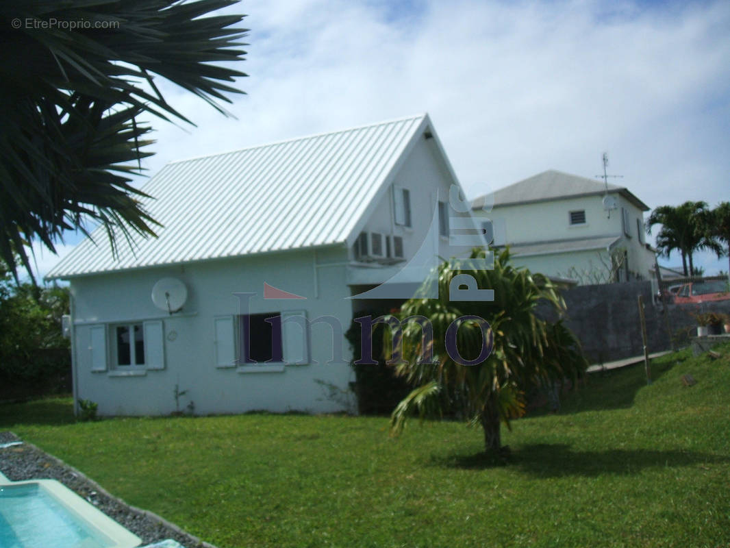 Maison à SAINT-BENOIT