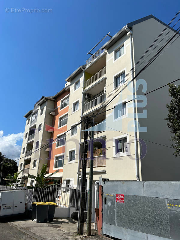 Appartement à SAINT-DENIS