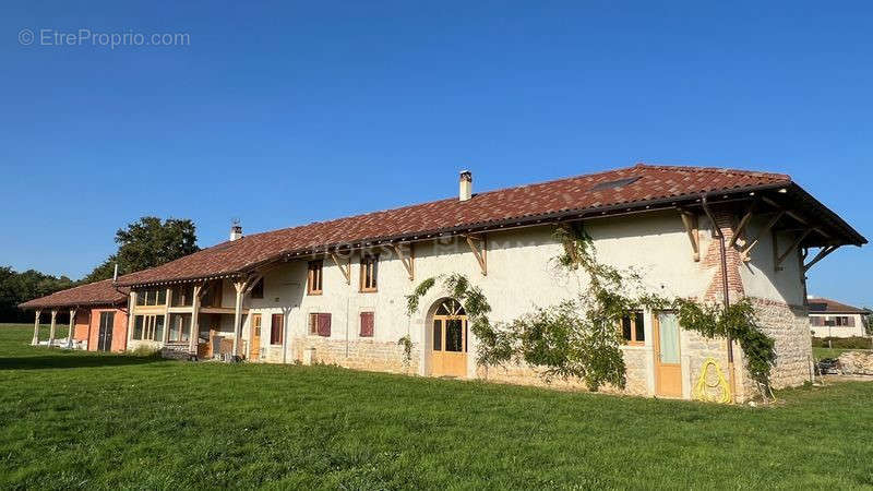 Maison à BOURG-EN-BRESSE