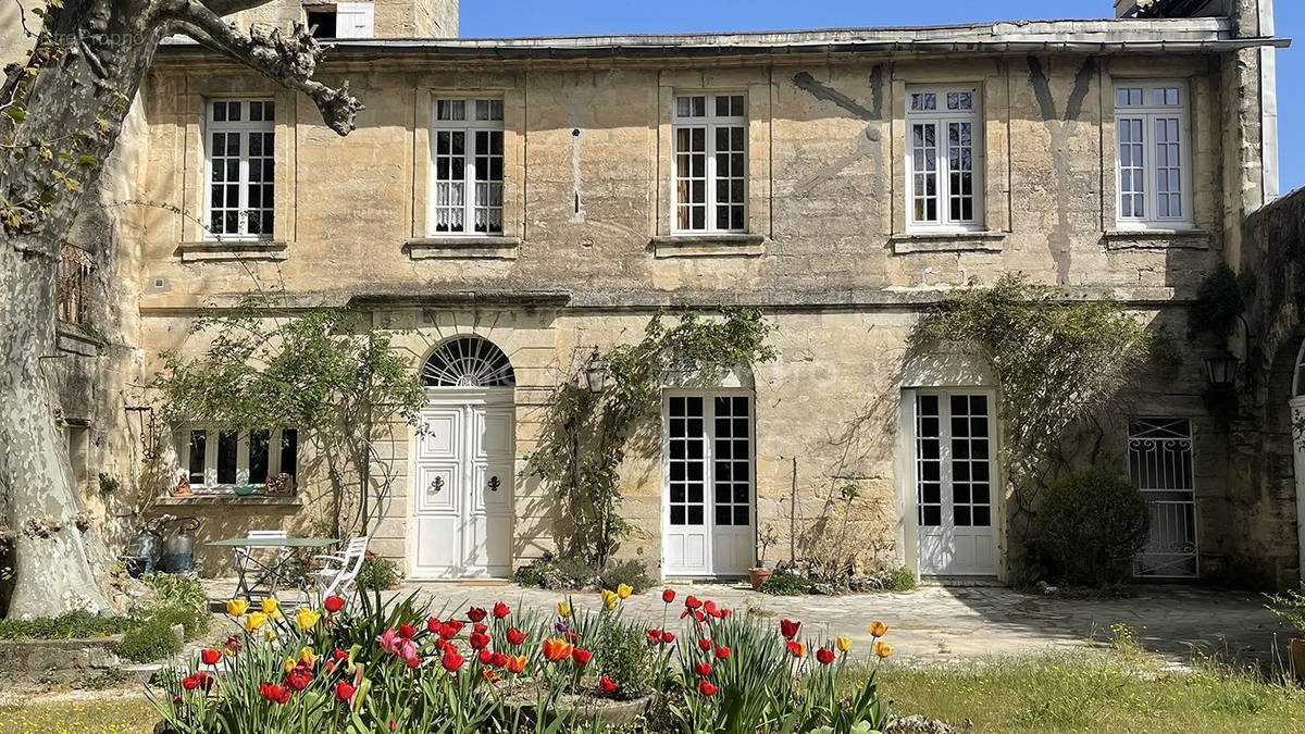 Maison à NIMES