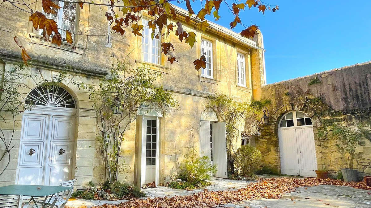 Maison à NIMES