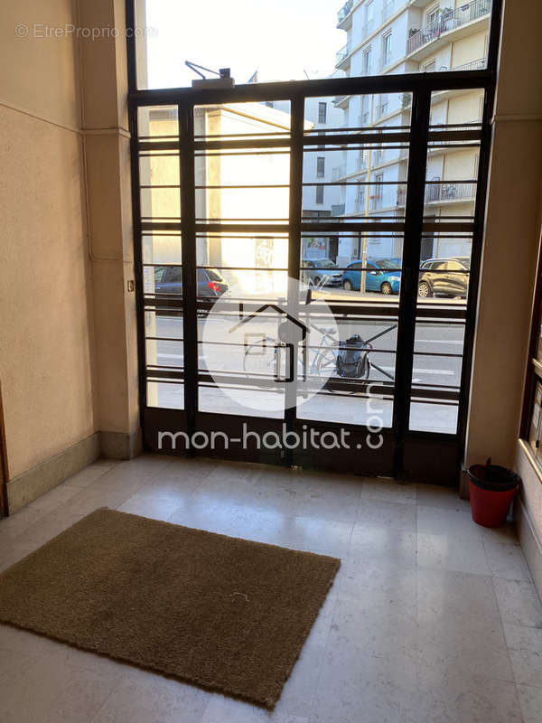 Appartement à LYON-7E