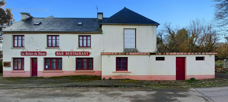 Maison à PLOUNEVEZEL