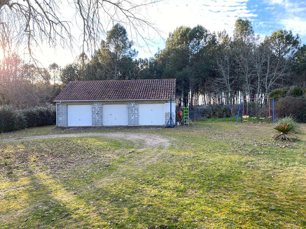 Terrain à CARCEN-PONSON