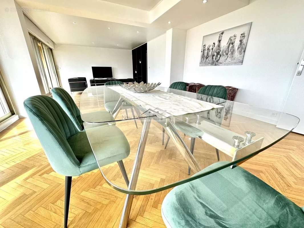 Appartement à MARSEILLE-8E