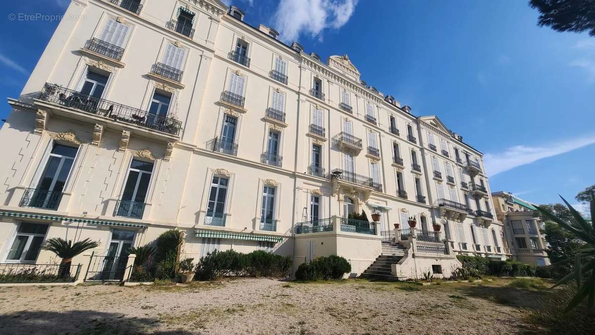 Appartement à CANNES