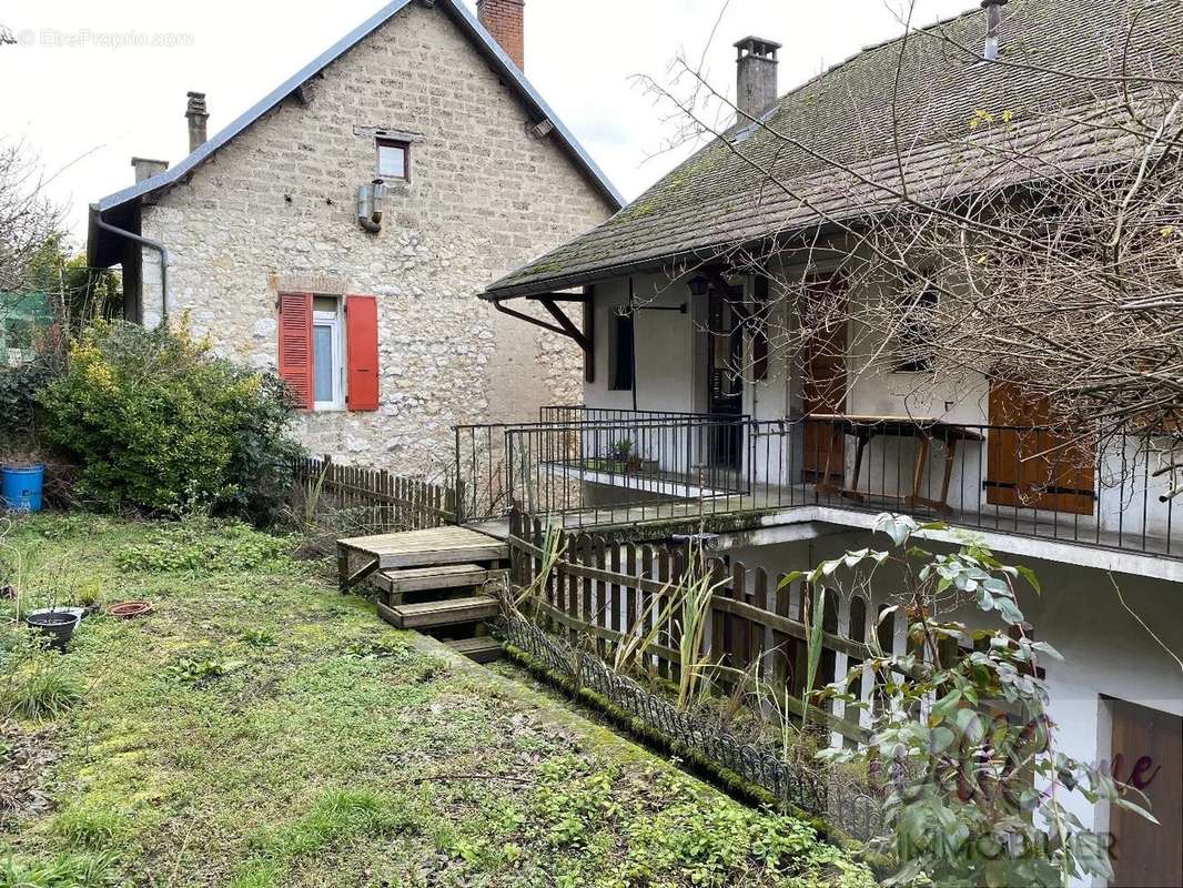 Appartement à LE PONT-DE-BEAUVOISIN