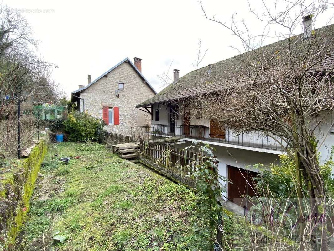 Appartement à LE PONT-DE-BEAUVOISIN