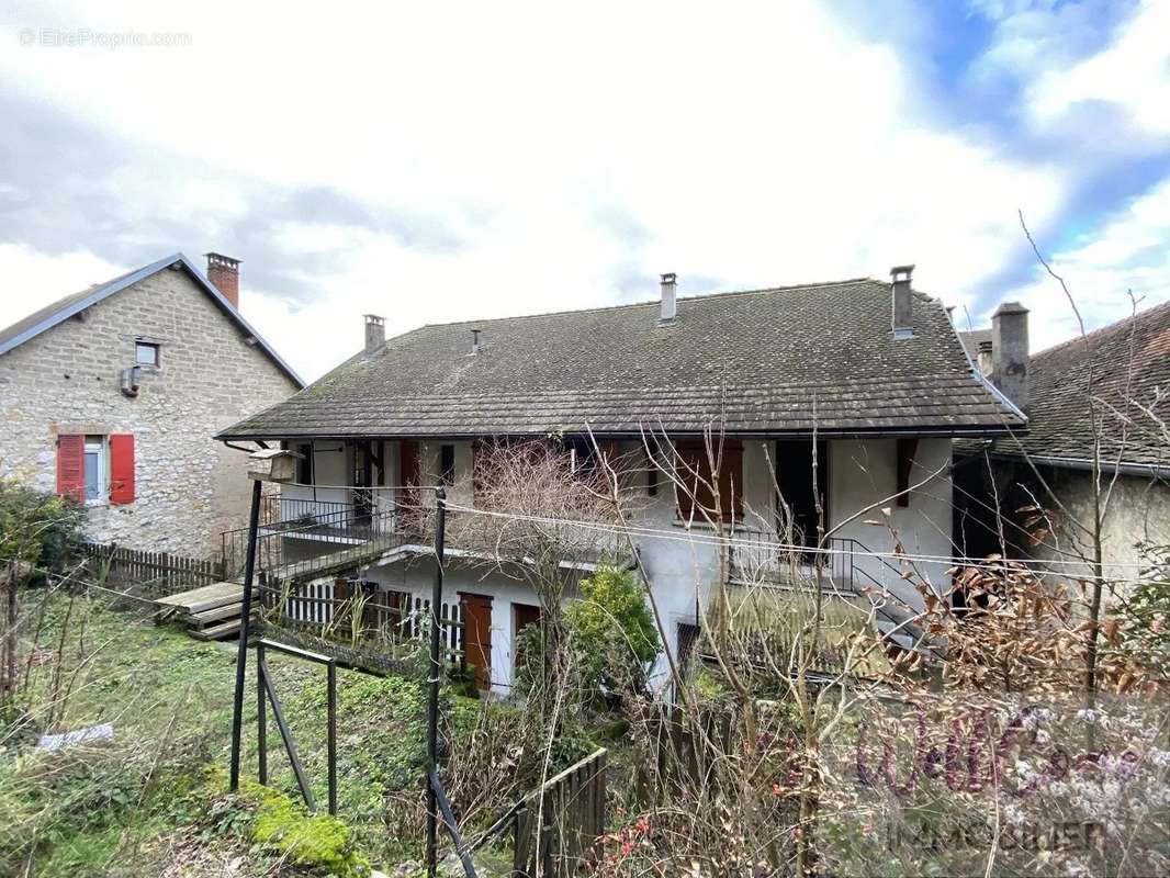 Appartement à LE PONT-DE-BEAUVOISIN