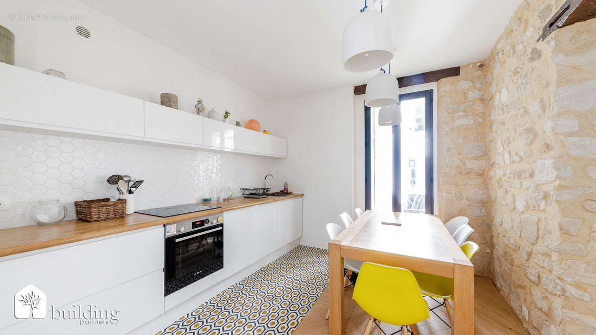 Appartement à LEVALLOIS-PERRET