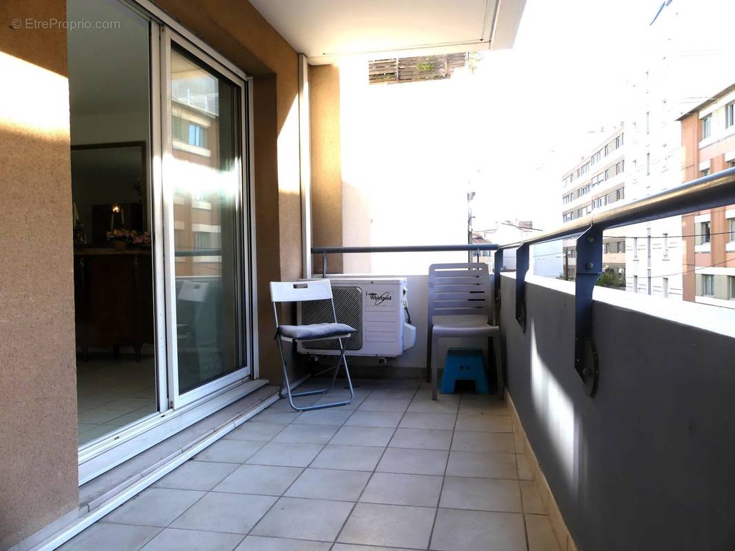 Appartement à MARSEILLE-8E