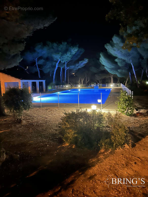 piscine - Maison à SAINT-RAPHAEL