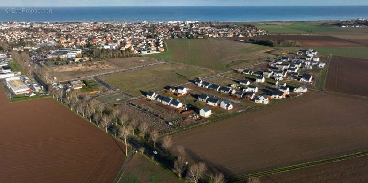 Maison à COURSEULLES-SUR-MER