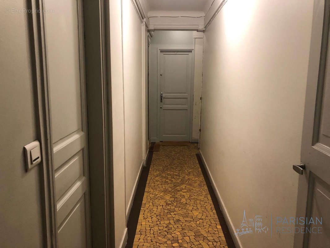 Appartement à PARIS-7E