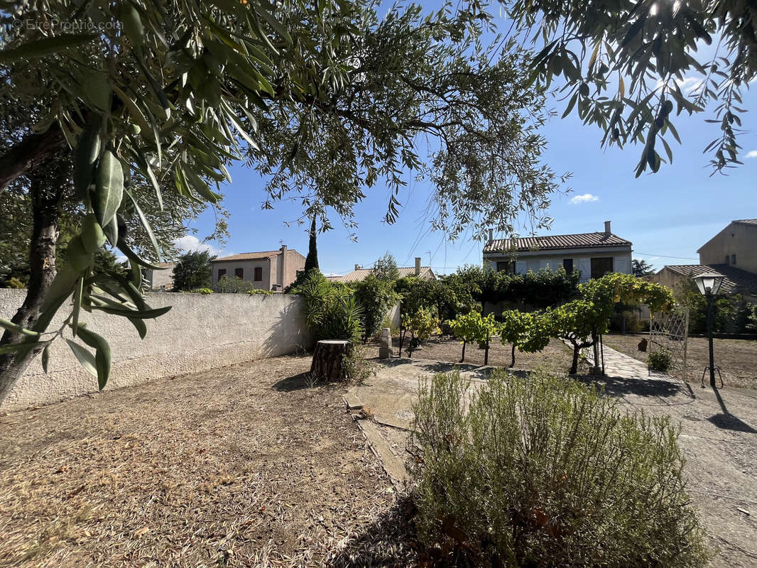 Maison à LEZIGNAN-CORBIERES