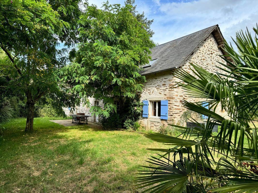 Maison à SAINT-SATURNIN