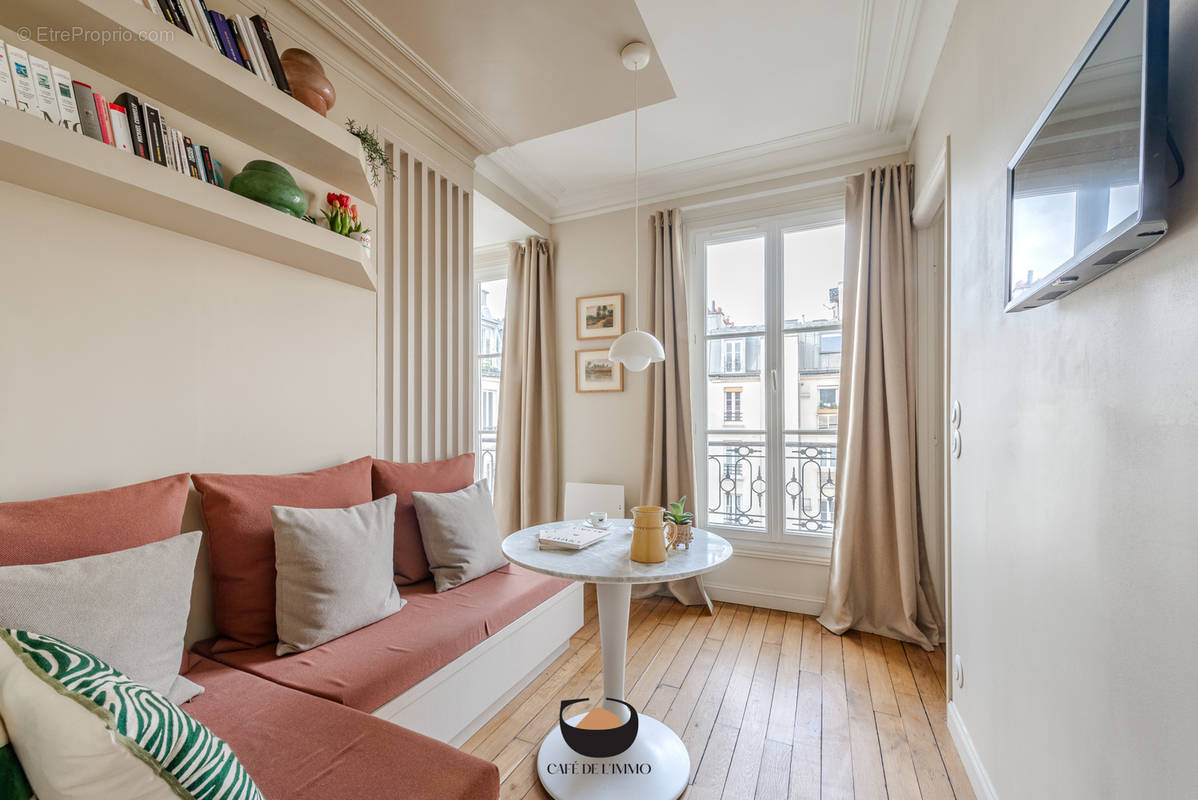 Appartement à PARIS-11E