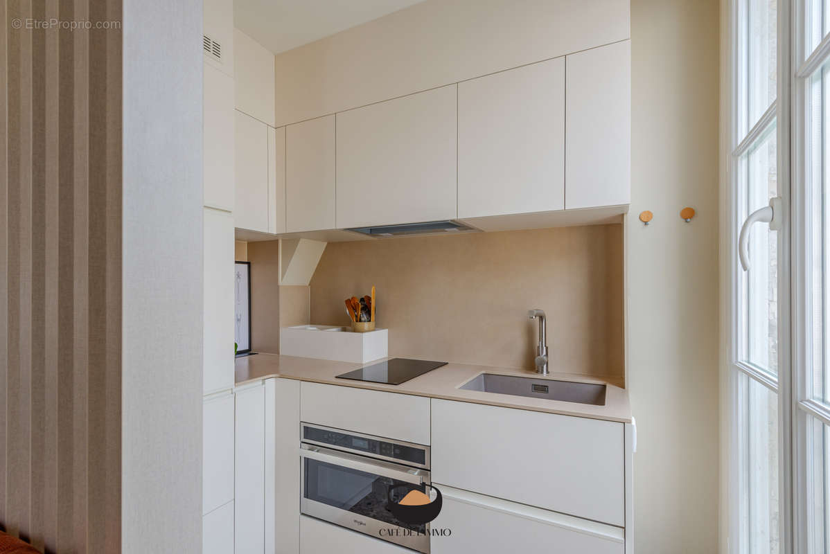 Appartement à PARIS-11E