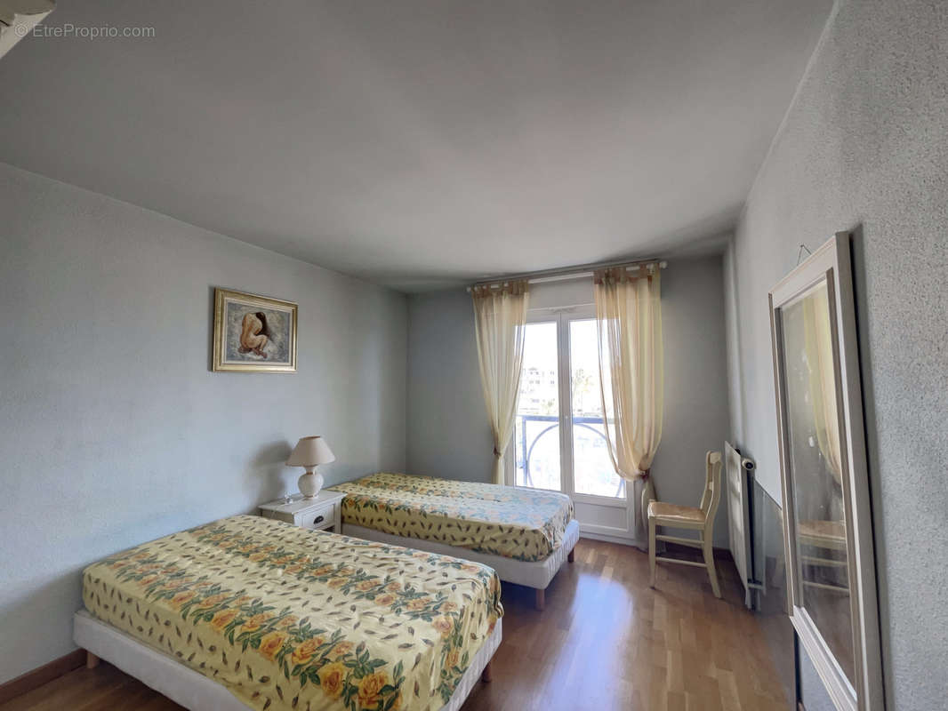 Appartement à FREJUS